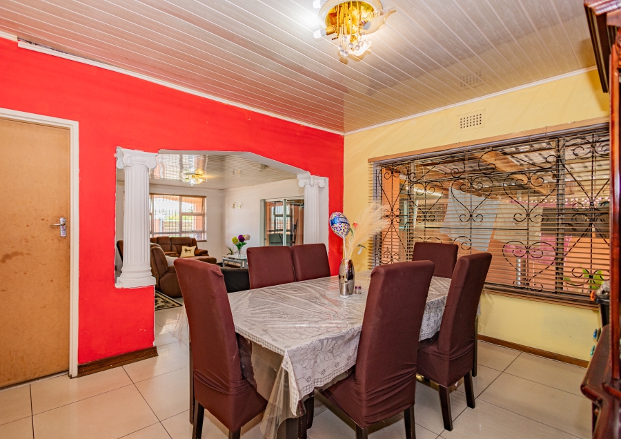 4 Bedroom Property for Sale in Bishop Lavis Western Cape